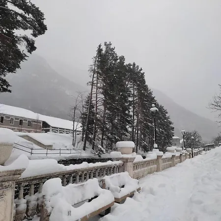 Collarada Avairent Estacion * Canfranc
