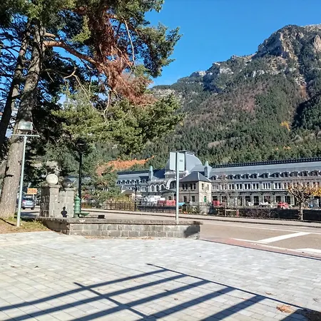 Lägenhet Collarada Avairent Estacion Canfranc