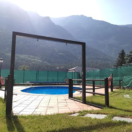 Apartment Collarada Avairent Estacion *